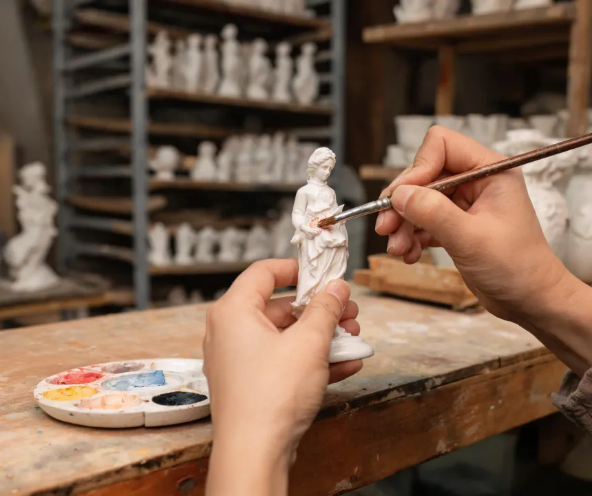 Artisan painting porcelain